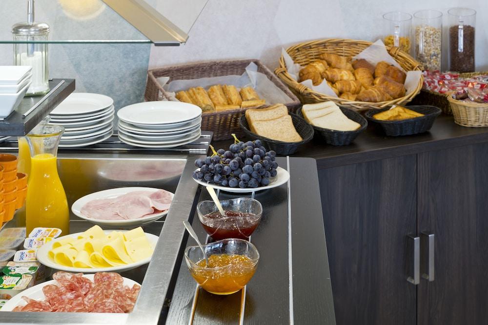 Comfort Hotel Linas - Montlhery Экстерьер фото
