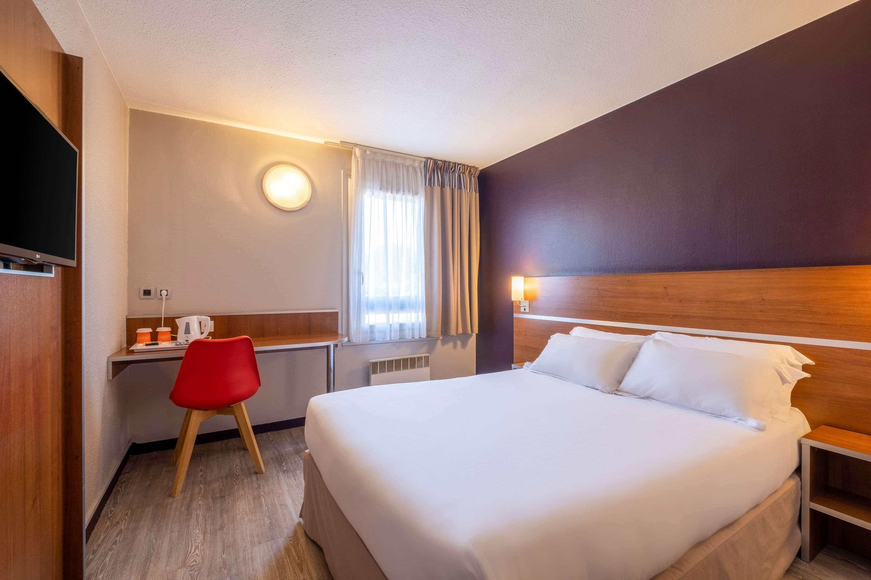 Comfort Hotel Linas - Montlhery Экстерьер фото