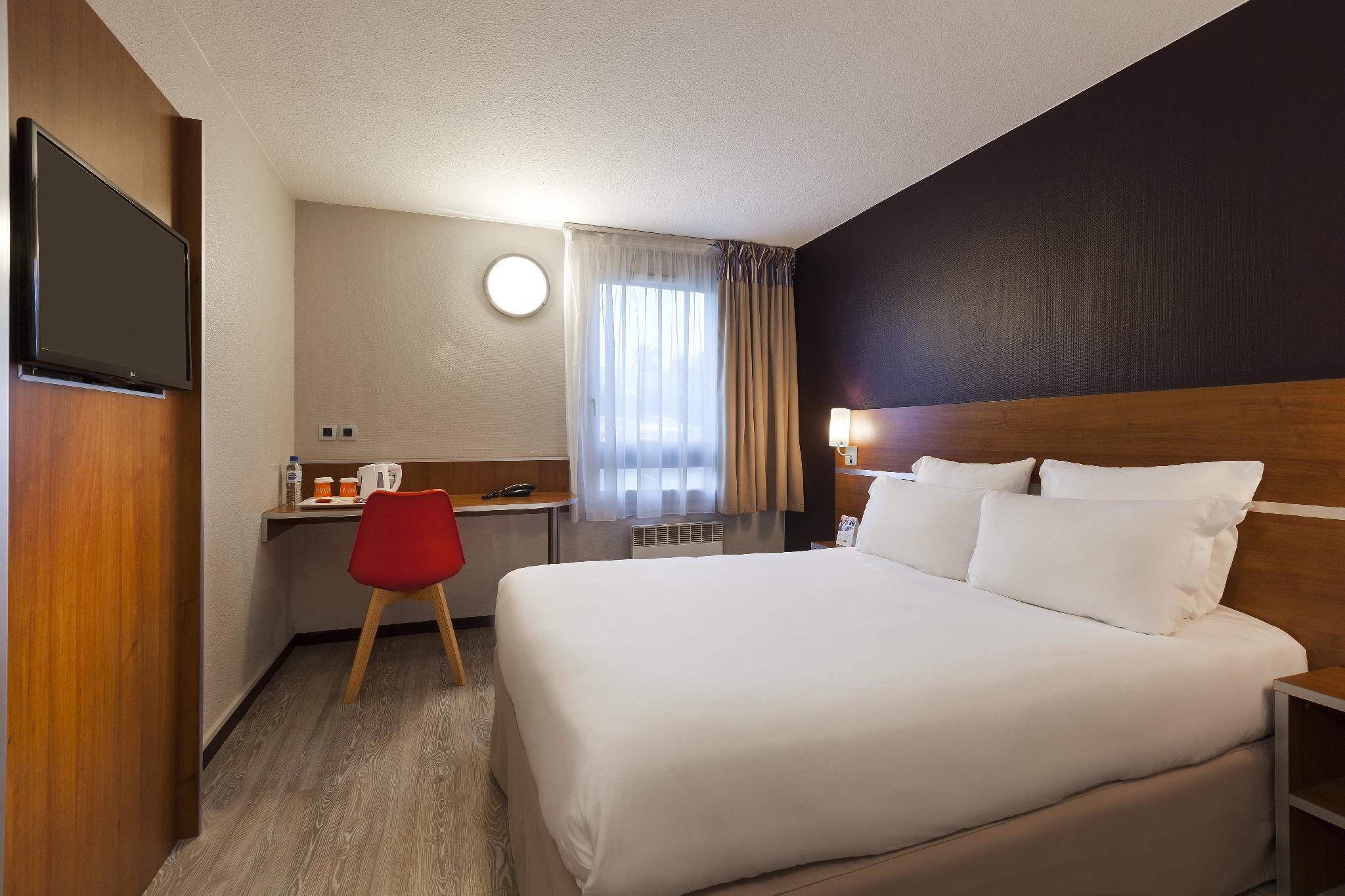 Comfort Hotel Linas - Montlhery Экстерьер фото