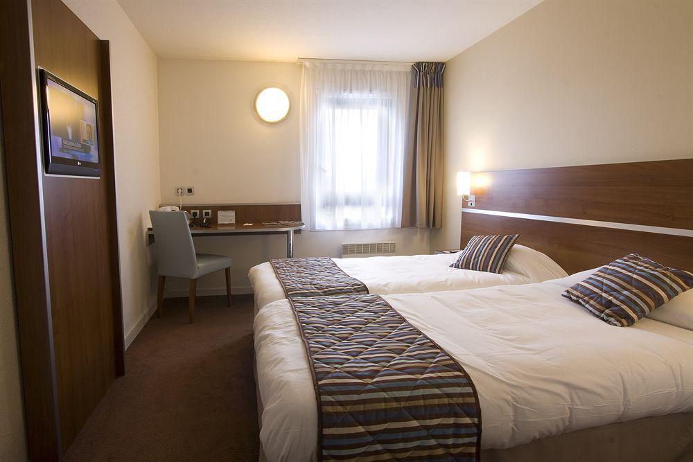 Comfort Hotel Linas - Montlhery Экстерьер фото