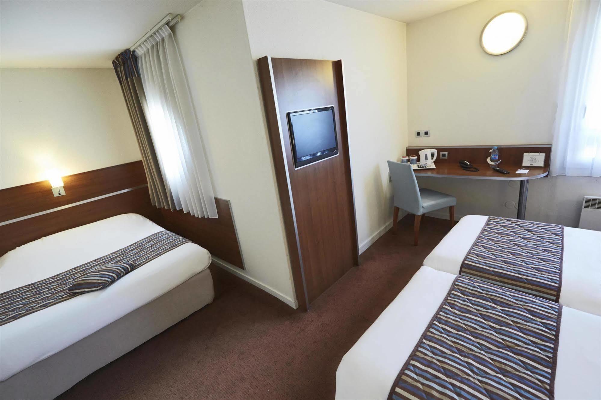 Comfort Hotel Linas - Montlhery Экстерьер фото