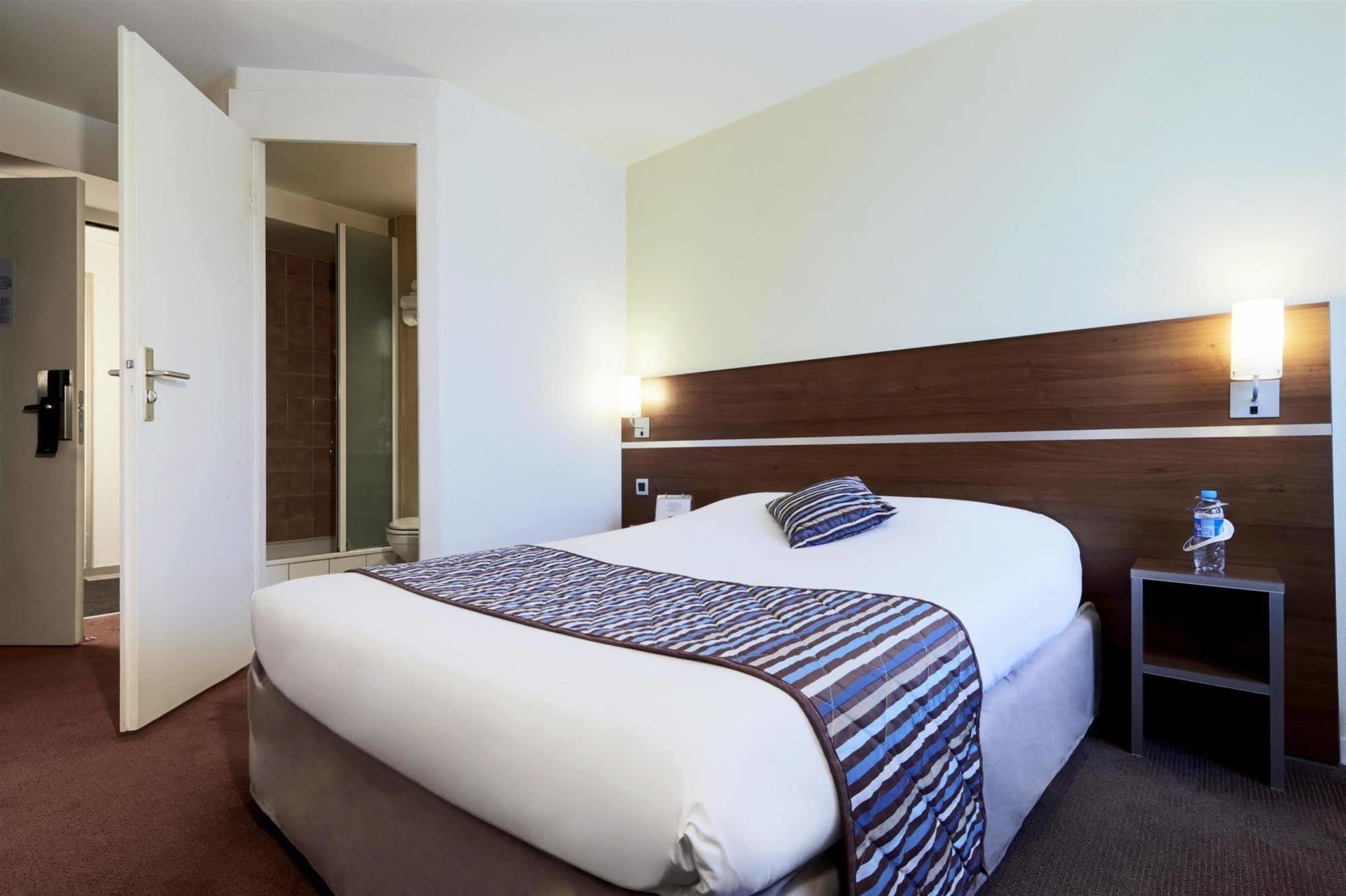 Comfort Hotel Linas - Montlhery Экстерьер фото